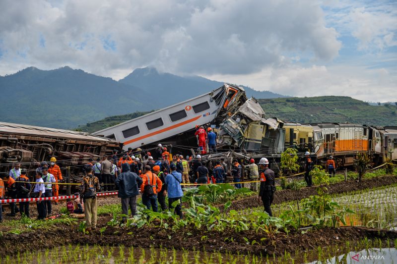 RS Sartika Asih bantu korban kecelakaan kereta api di Bandung