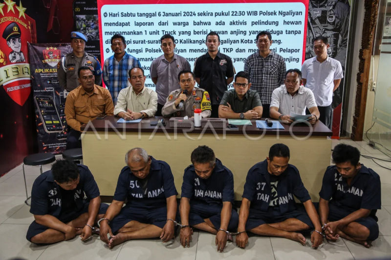 Pengungkapan kasus penyelundupan ratusan anjing di Semarang
