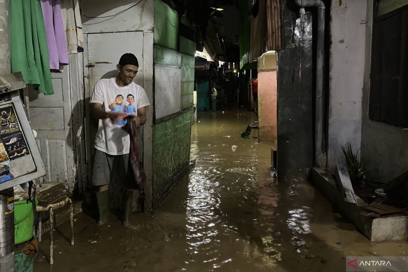 Banjir di Braga Kota Bandung dipicu tanggul jebol
