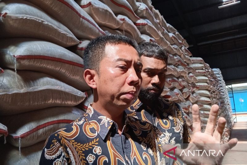 Bulog Cirebon salurkan 2.800 ton SPHP jagung