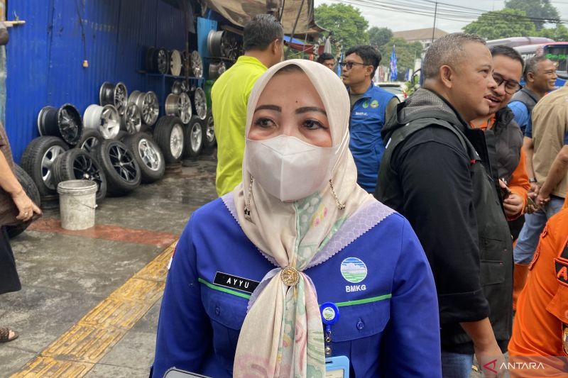 Warga di tepi sungai waspada cuaca ekstrem, pinta BMKG Bandung