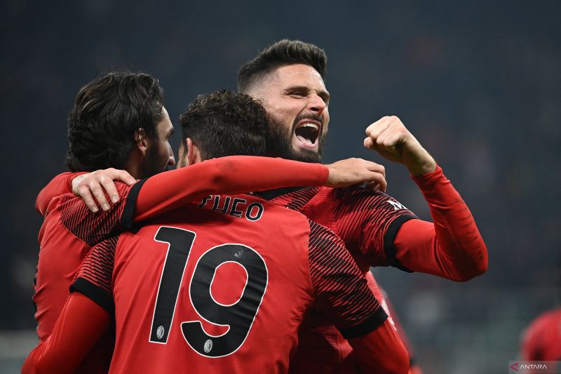 AC Milan kokoh di peringkat ketiga setelah menang 3-1 atas AS Roma