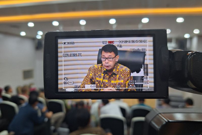 Nawawi: KPK tak akan berhenti buru Harun Masiku