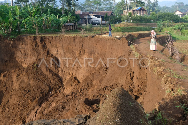 Tanah longsor di Temanggung