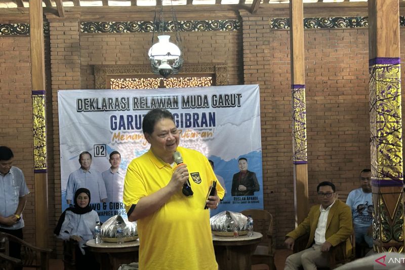 Airlangga targetkan Prabowo-Gibran raih 60 persen suara di Jawa Barat