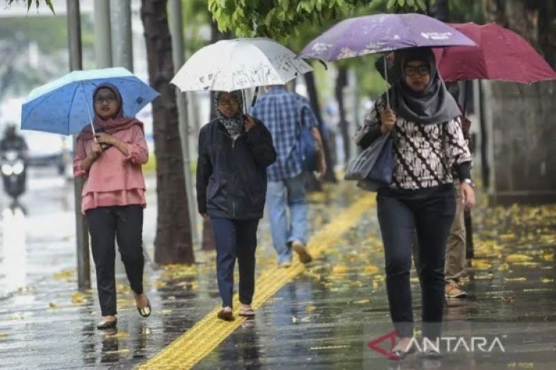 BMKG: Hujan masih berpotensi turun dampak MJO dan Rossby Ekuator