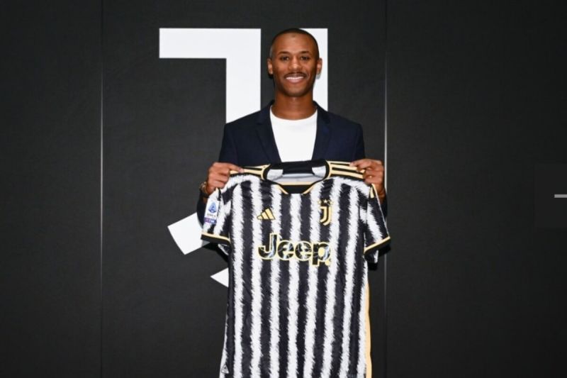 Juventus dikabarkan umumkan transfer Tiago Djalo dari Lille