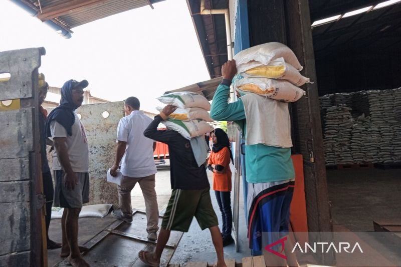 Bulog Cirebon catat penyaluran bantuan pangan Januari 2024 sudah 73 persen