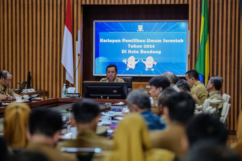 Aparat kewilayahan Kota Bandung diminta jaga kondusifitas Pemilu 2024