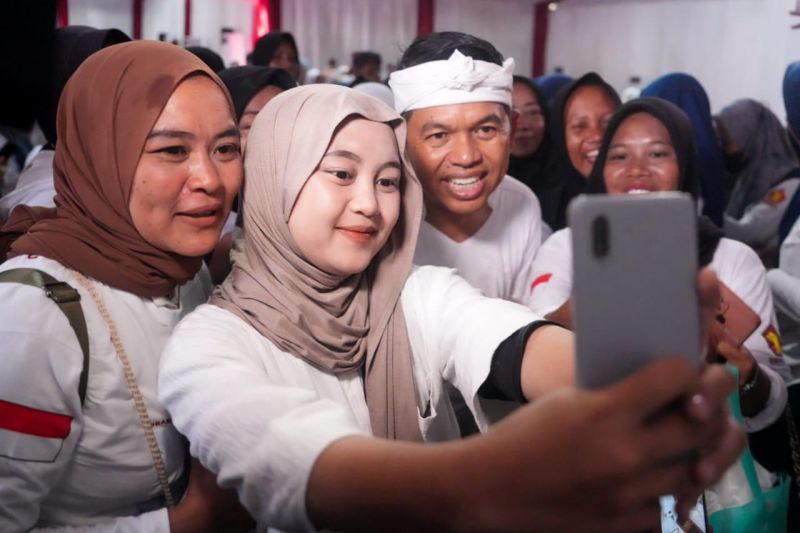 Lembur Pakuan Subang menjadi destinasi wisata politik riang gembira