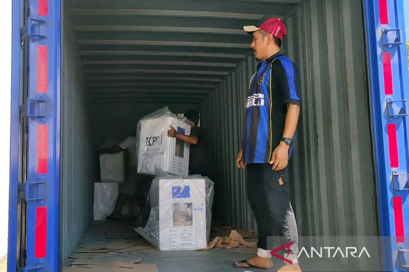 KPU Kota Cirebon pastikan distribusi logistik rampung pada 12 Februari