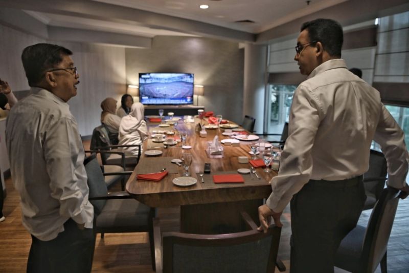 Anies sarapan bareng Jusuf Kalla sebelum berangkat kampanye akbar ke JIS