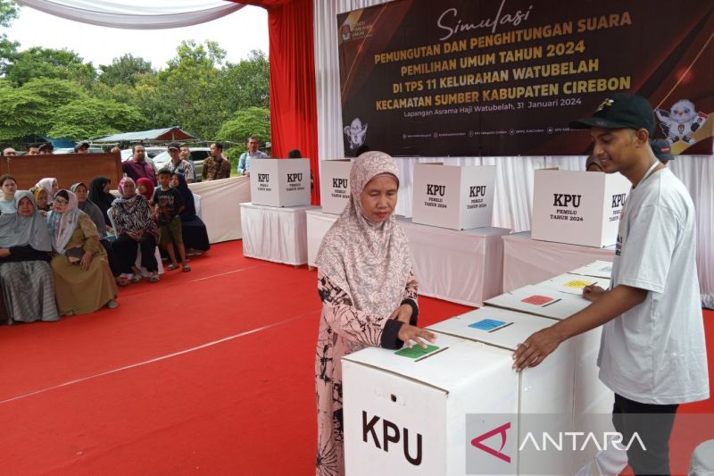 Bupati Cirebon ajak warga salurkan hak pilih di TPS dan tidak golput