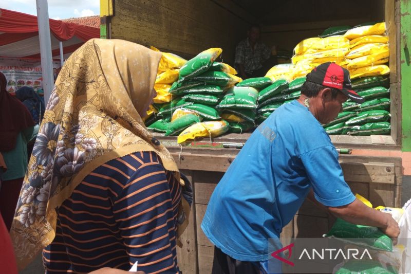Pemkab Cirebon gencarkan distribusi beras SPHP
