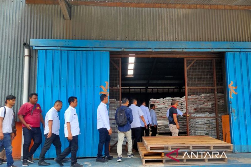 Stok beras Kabupaten Cirebon mencukupi kebutuhan sampai Lebaran