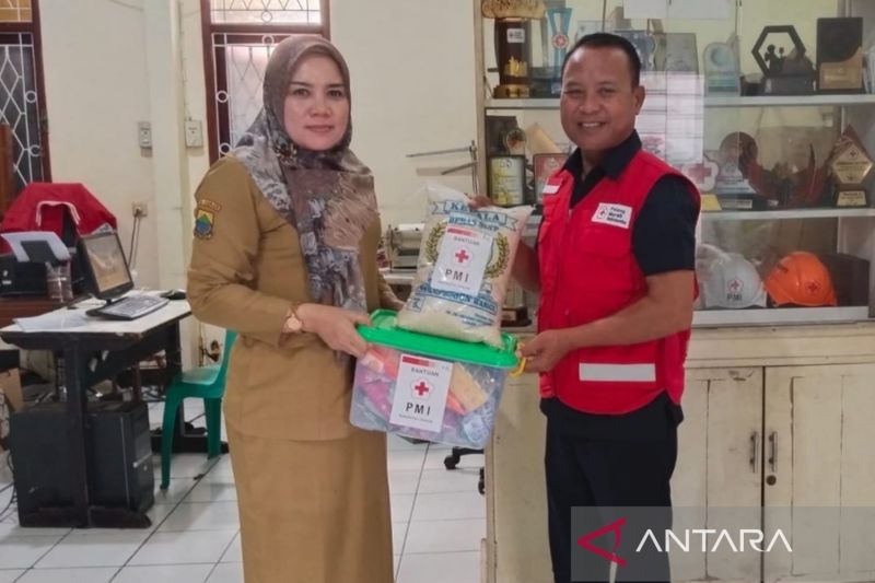 PMI Cianjur distribusikan bantuan untuk warga penyintas gempa Banten