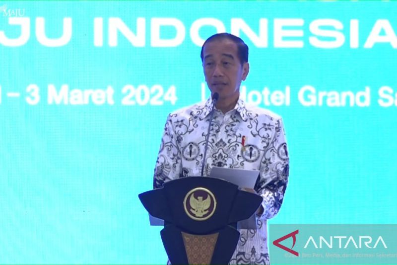 Presiden Jokowi membuka Kongres ke-23 PGRI ingatkan tentang Indonesia Emas