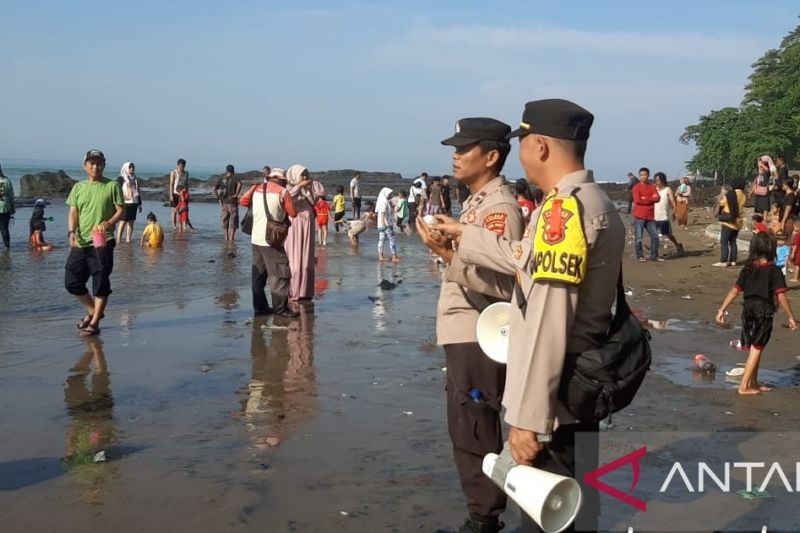 Satpolairud tingkatkan pengawasan tempat wisata pantai selatan Sukabumi