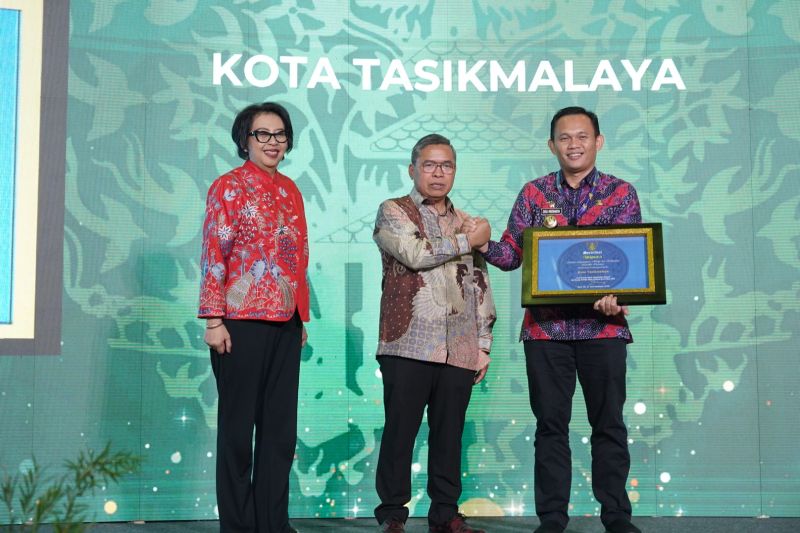 Kota Tasikmalaya raih Adipura 2023 dari KLHK