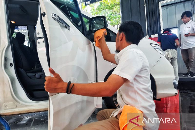 Cara merawat mobil saat musim hujan