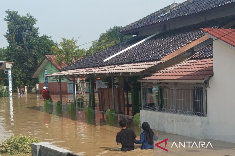 Bupati Cirebon persiapkan strategi kurangi dampak banjir