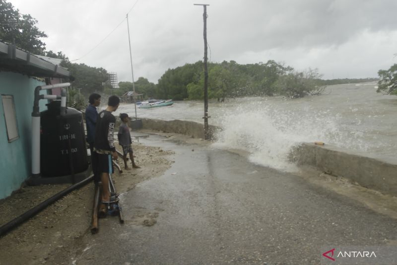 BANJIR ROB DI KUPANG