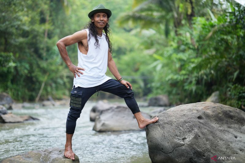 Yayan Ruhian menikmati Ramadhan di kampung halaman Cibeber Tasikmalaya