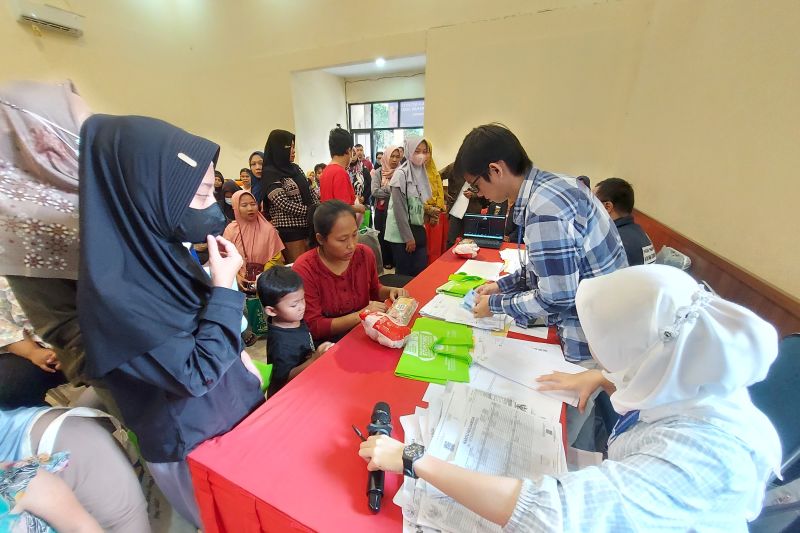 1.435 keluarga rawan stunting di Jawa Barat jadi penerima pertama CPP tahap II