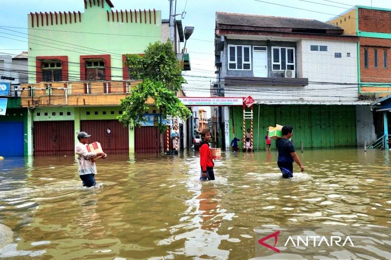 Kemarin, BMKG prakirakan cuaca ekstrem sampai penempatan jemaah haji