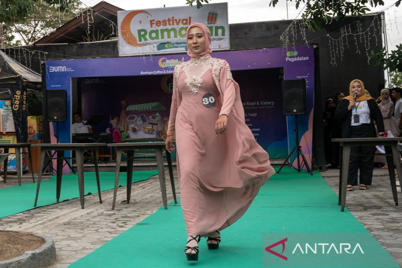 Fashion Show Festival Ramadhan di Palu
