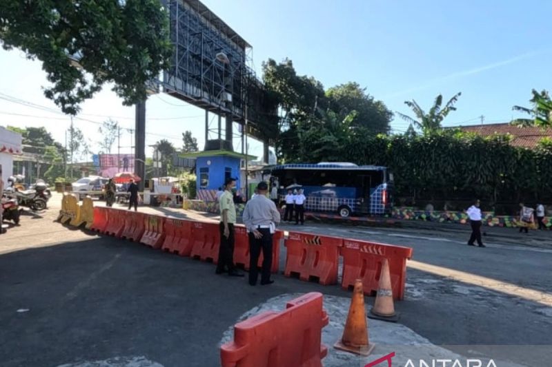 Komisi V DPR RI cek kesiapan angkutan mudik di Terminal Bus Baranangsiang