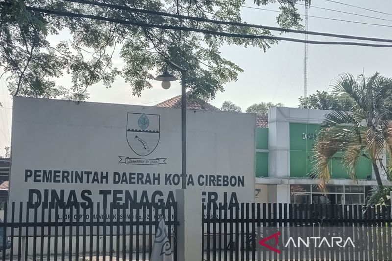 Disnaker Kota Cirebon buka posko pengaduan THR