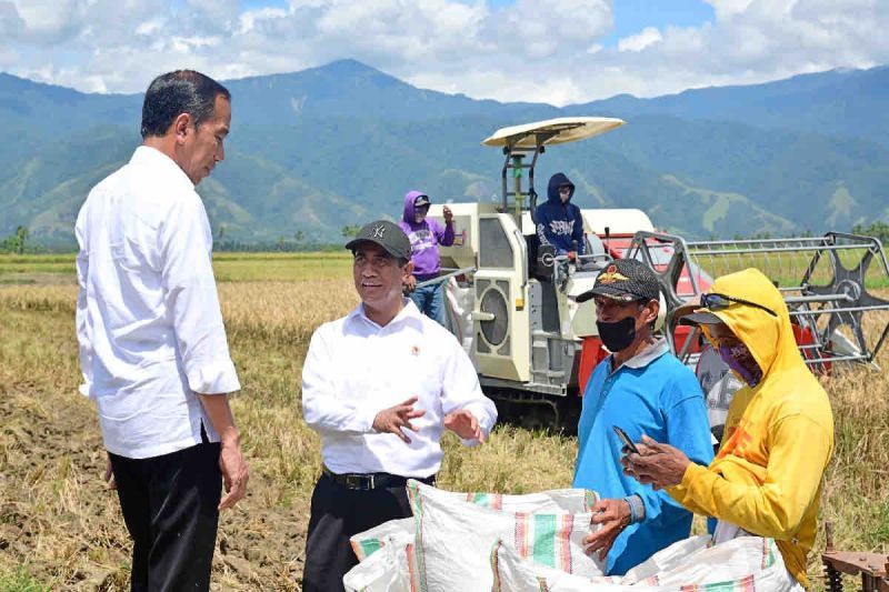 Kemarin, stok pangan nasional hingga keuntungan Kota Lengkap