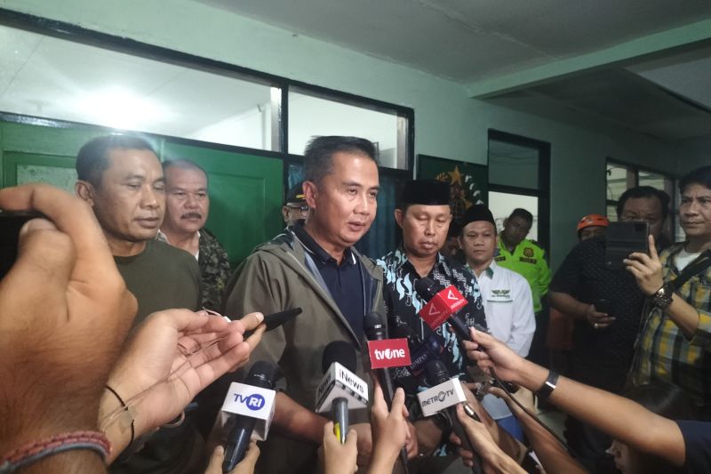 Pj Gubernur Jawa Barat akan ganti kerusakan rumah warga akibat ledakan Gudmurah