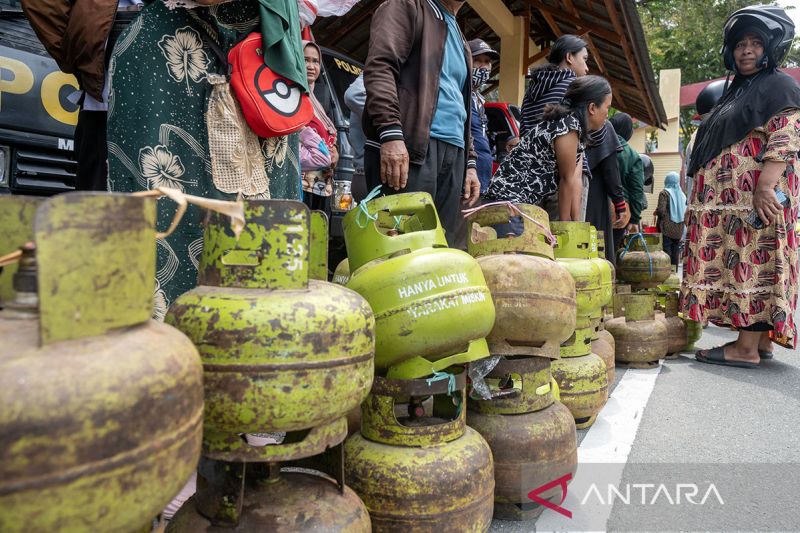 Operasi pasar elpiji di Palu