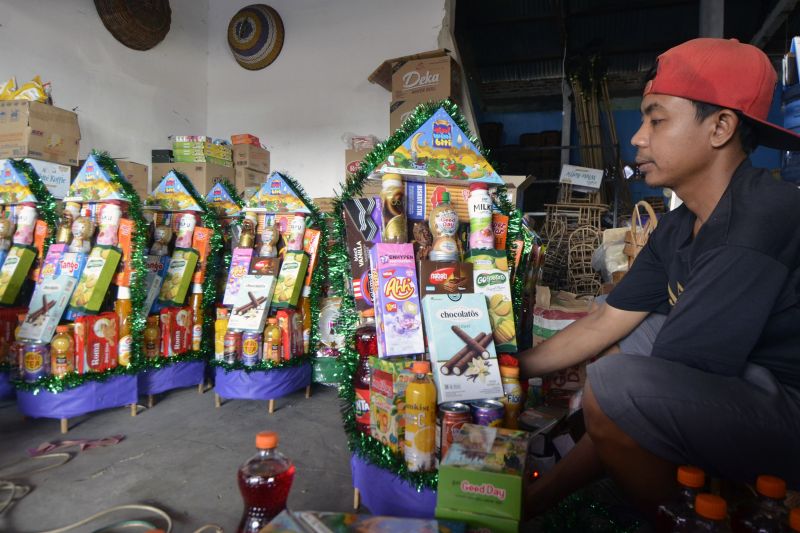 Permintaan parsel Lebaran meningkat di Bandar Lampung