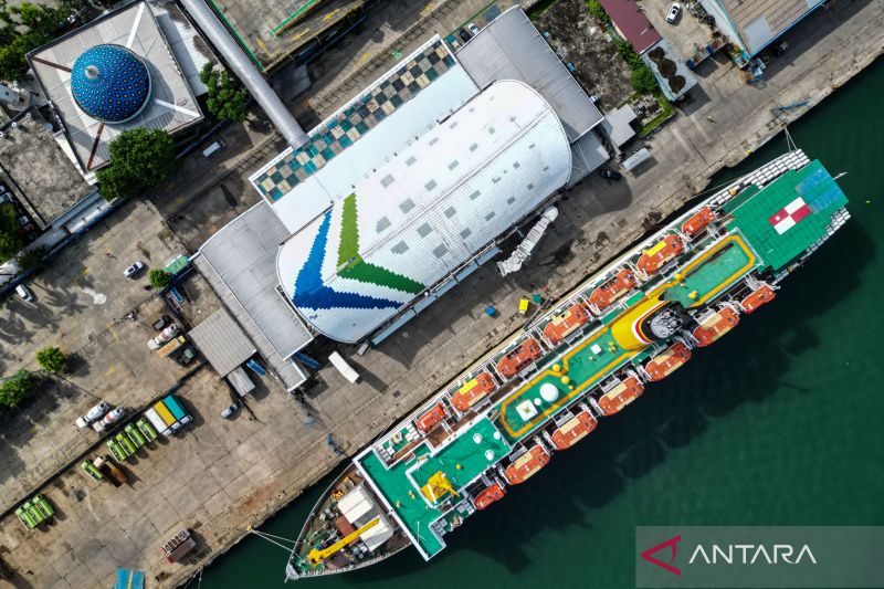 Arus mudik lebaran 2024 di Pelabuhan Makassar