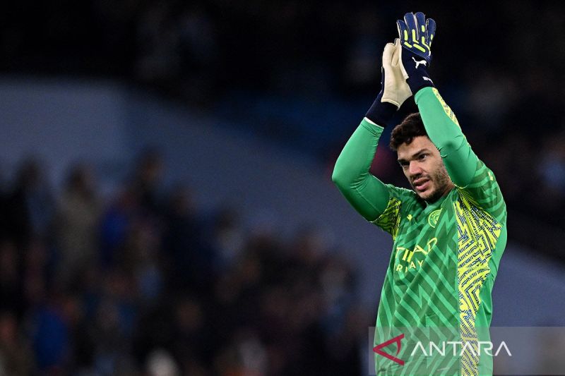 Ederson siap tinggalkan Manchester City untuk gabung Al-Ittihad Saudi