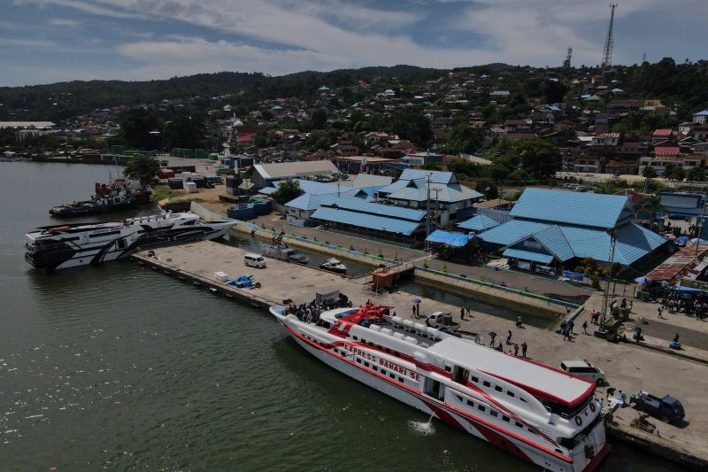 Penambahan armada kapal mudik gratis antarpulau  di Kendari