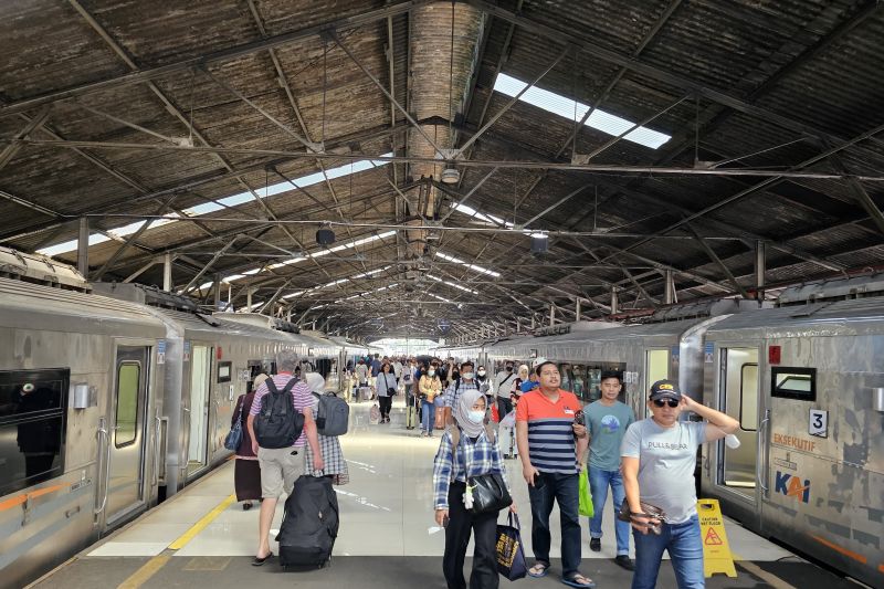 81.068 pemudik telah berangkat naik kereta dari wilayah KAI Bandung