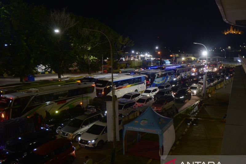 Puncak arus mudik Pelabuhan Bakauheni