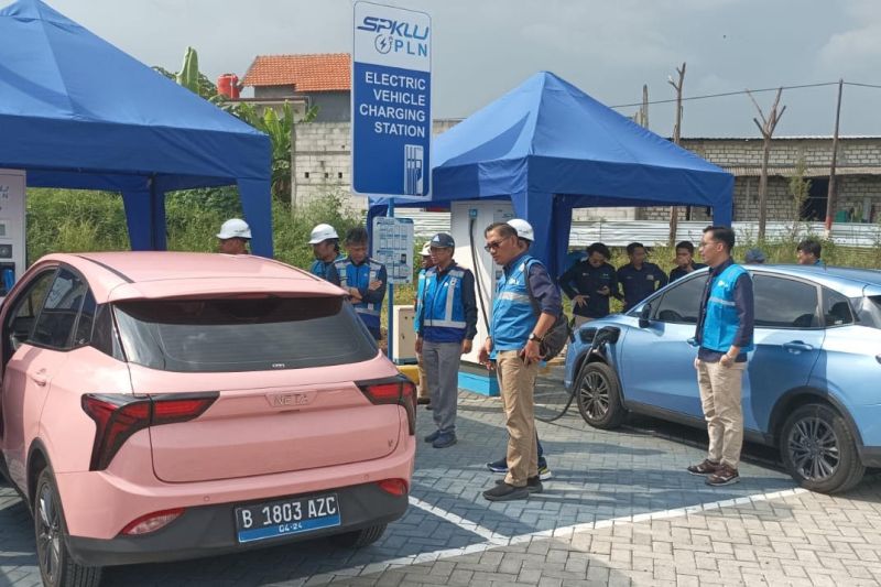 Daftar SPKLU di rest area tol Trans Jawa untuk perjalanan libur akhir tahun