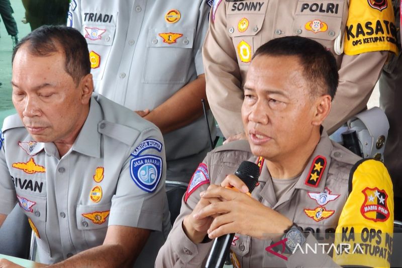 Bus Rosalia Indah kecelakaan tunggal akibat sopir kelelahan