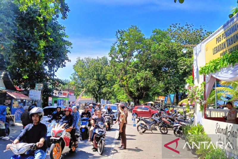 Polres Sukabumi perketat pengamanan lalu lintas di objek wisata