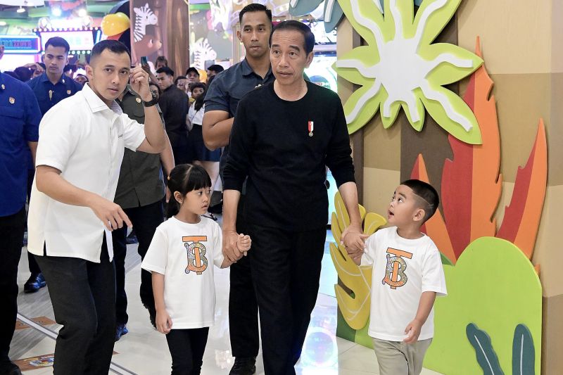 Presiden Jokowi manfaatkan libur Lebaran temani tiga cucu di Medan