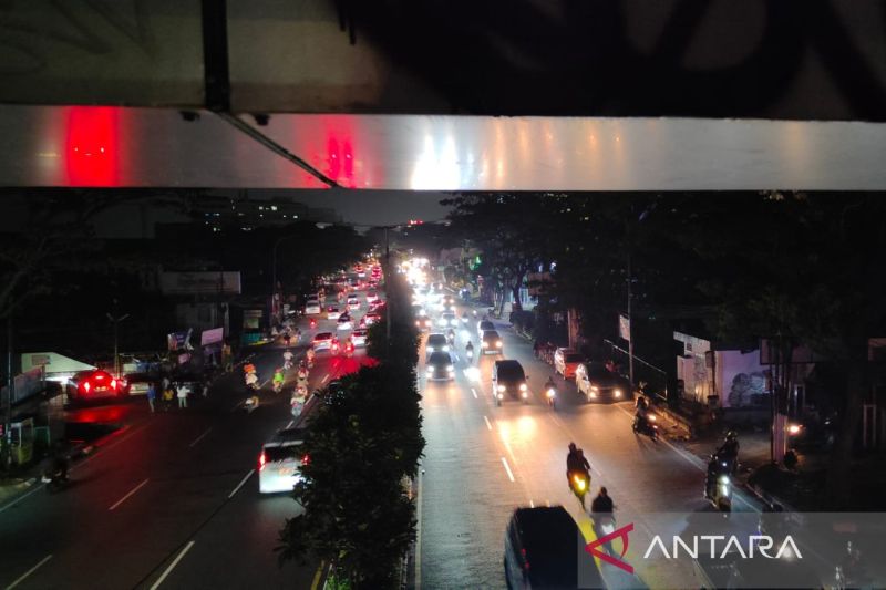 Skema pemecah kepadatan volume kendaraan di tol Purbaleunyi disiapkan