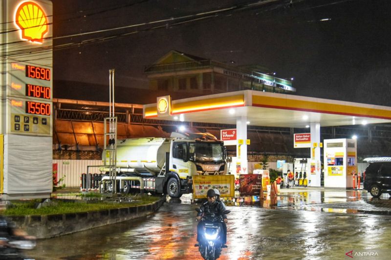 Harga BBM hari ini Shell stabil meski kepemilikan bisnis SPBU dialihkan