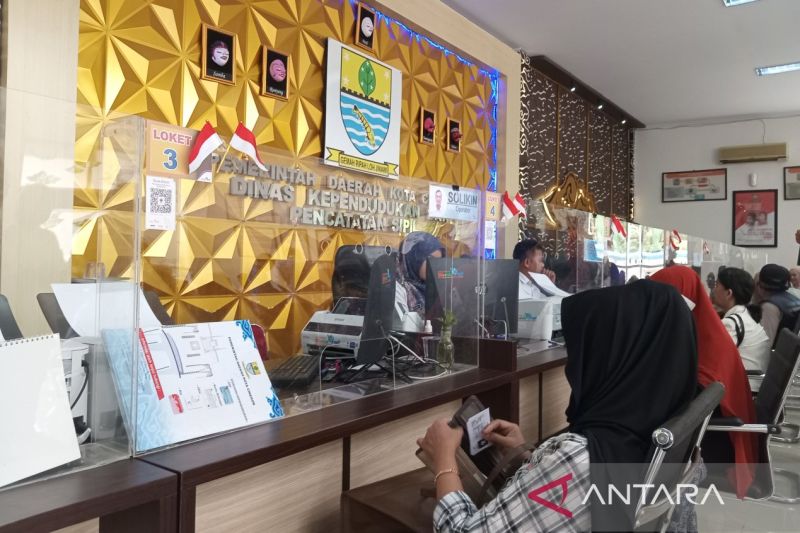 Pemkot Cirebon percepat layanan pembuatan KTP elektronik
