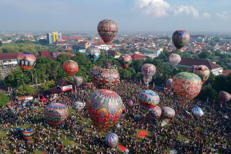 Pekalongan Balon Festival