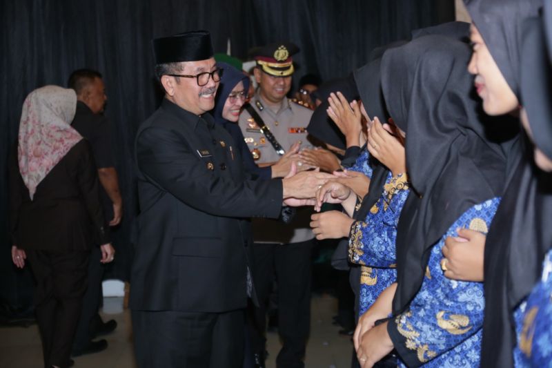 Bupati Cirebon minta PPPK beri layanan publik berkualitas